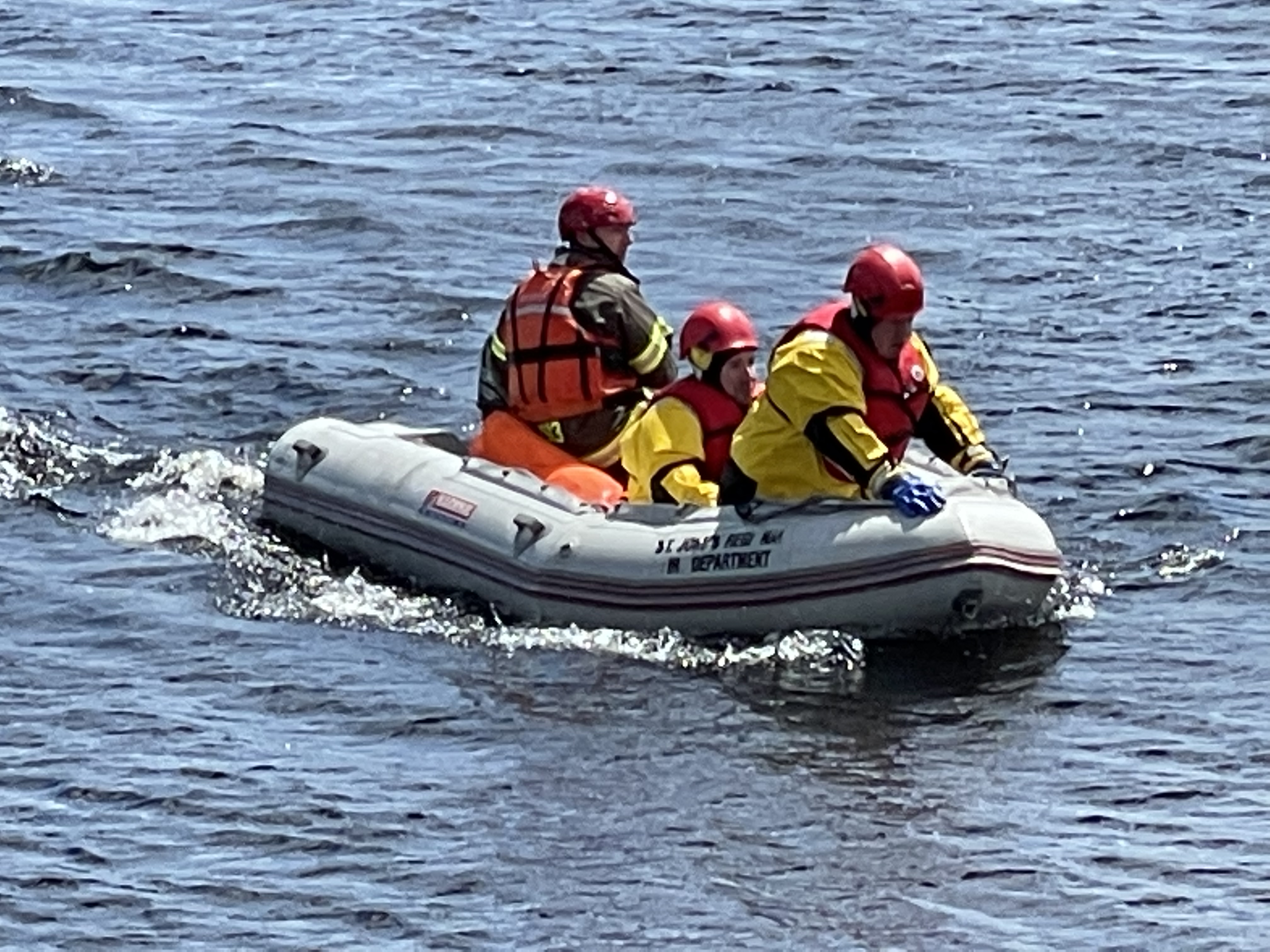 Kayakers safe after being rescued from Second Pond - Vimarsana News